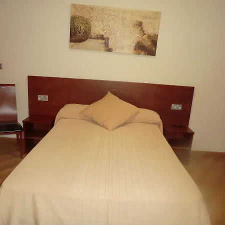 Naval Do Espino Отель Донсьон