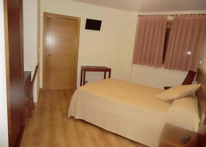 Naval Do Espino Отель Донсьон