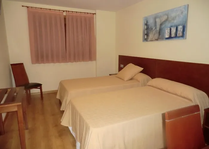 מלון Naval Do Espino Donsion